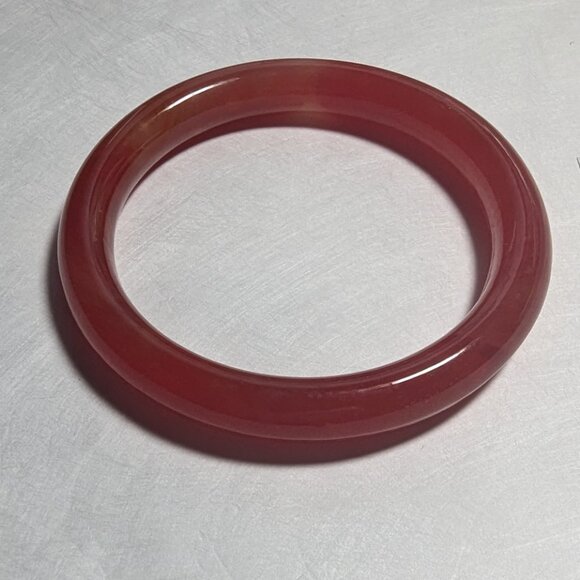 Red Jade Bangle - Picture 4 of 8
